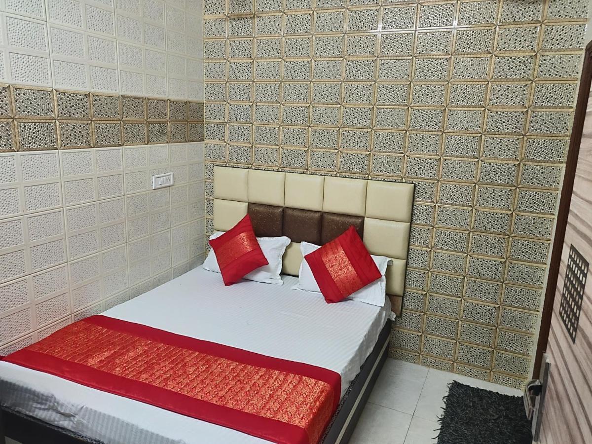 Hotel Punjabi Niwas Amritsar Exterior foto