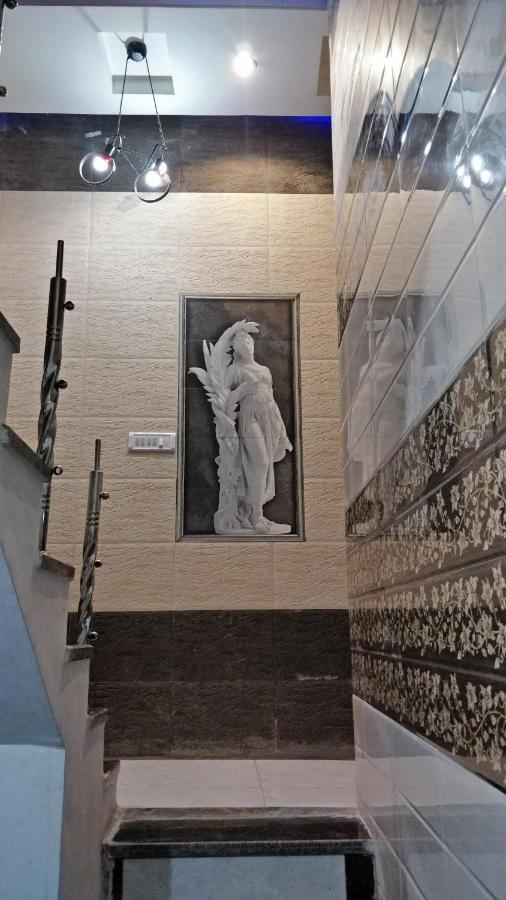 Hotel Punjabi Niwas Amritsar Exterior foto